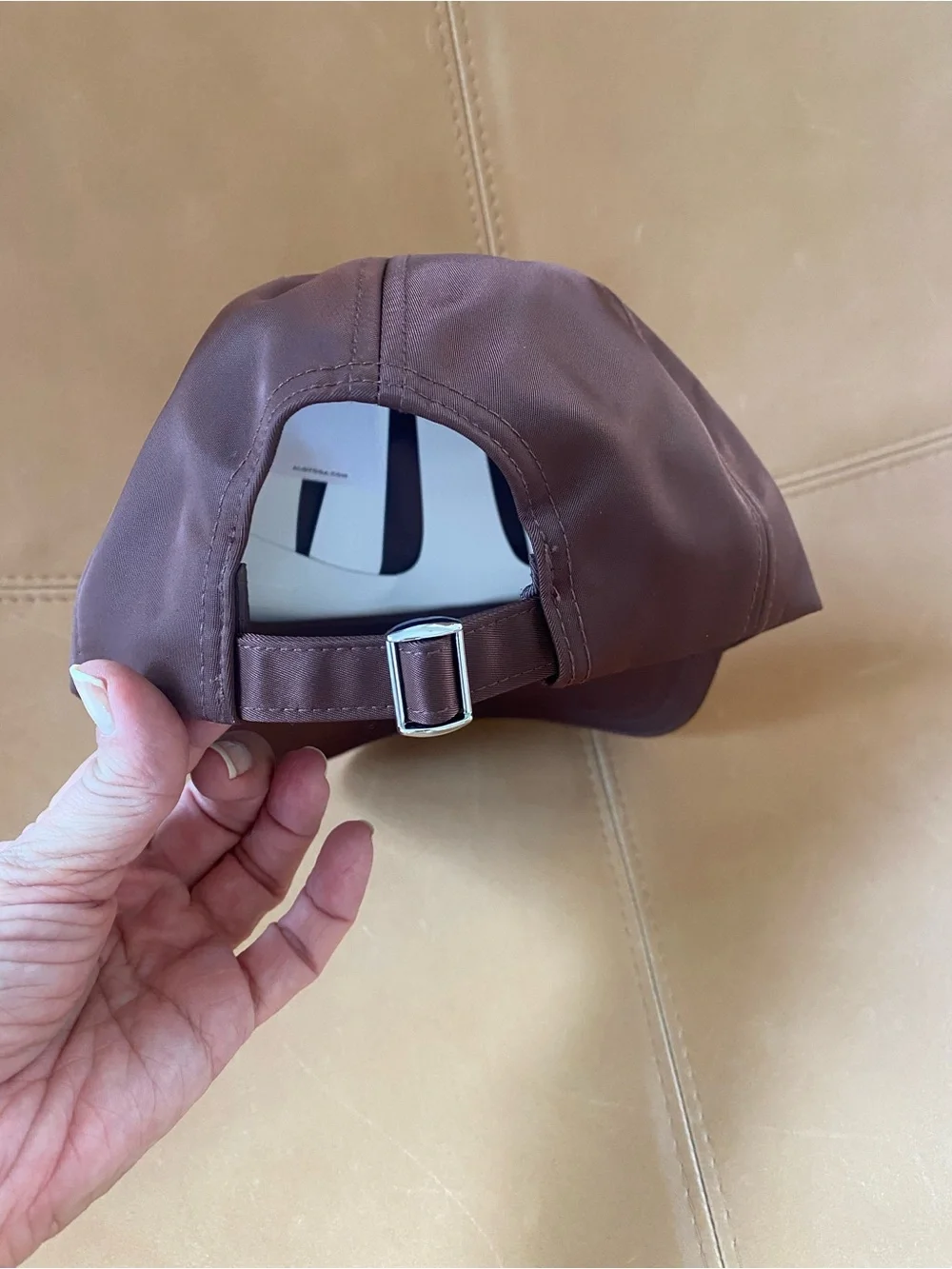 Alo Yoga Satin Off-Duty Cap Brownstone NWT $98